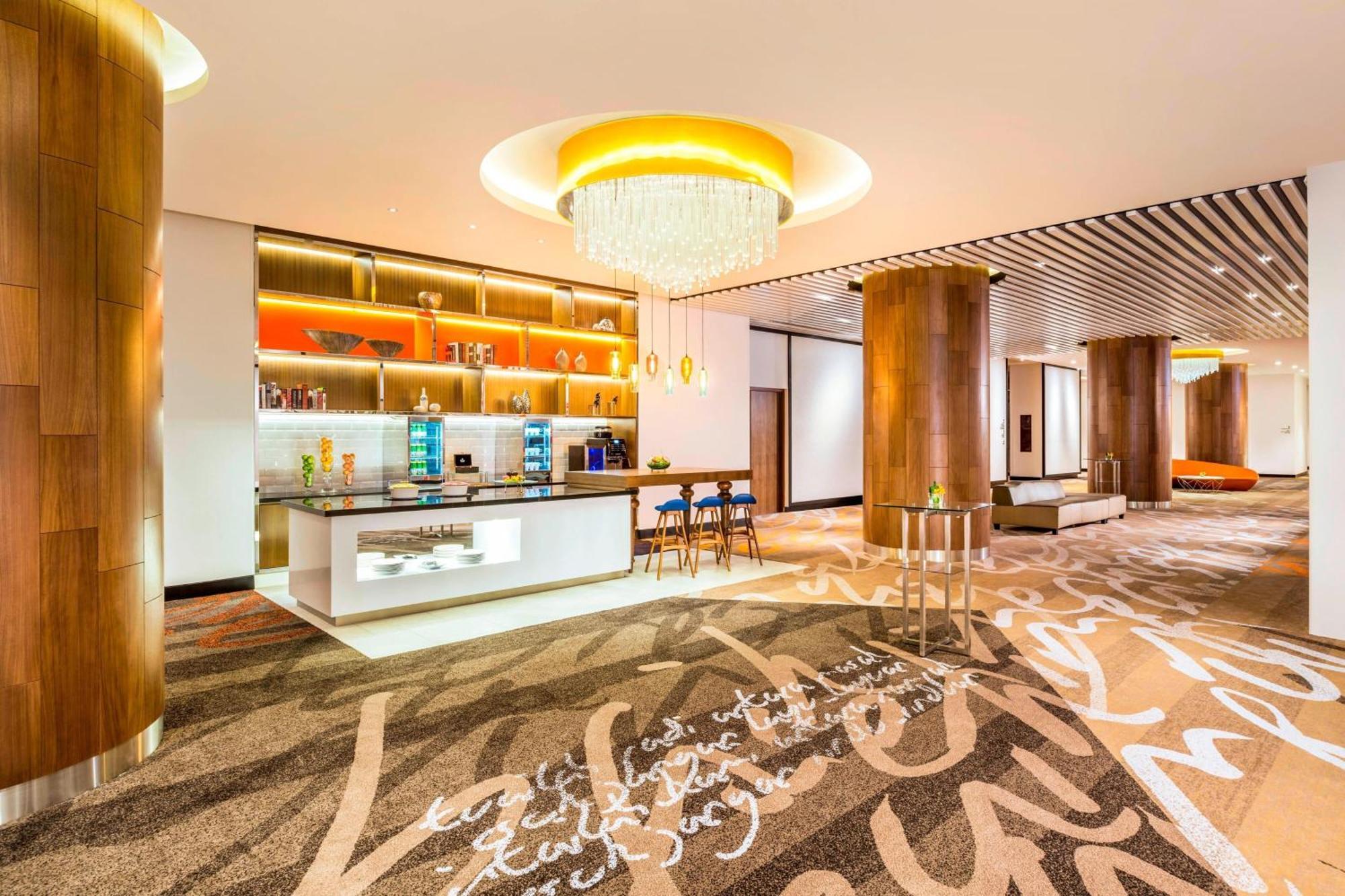 Le Meridien Putrajaya Ngoại thất bức ảnh The lobby of the hotel