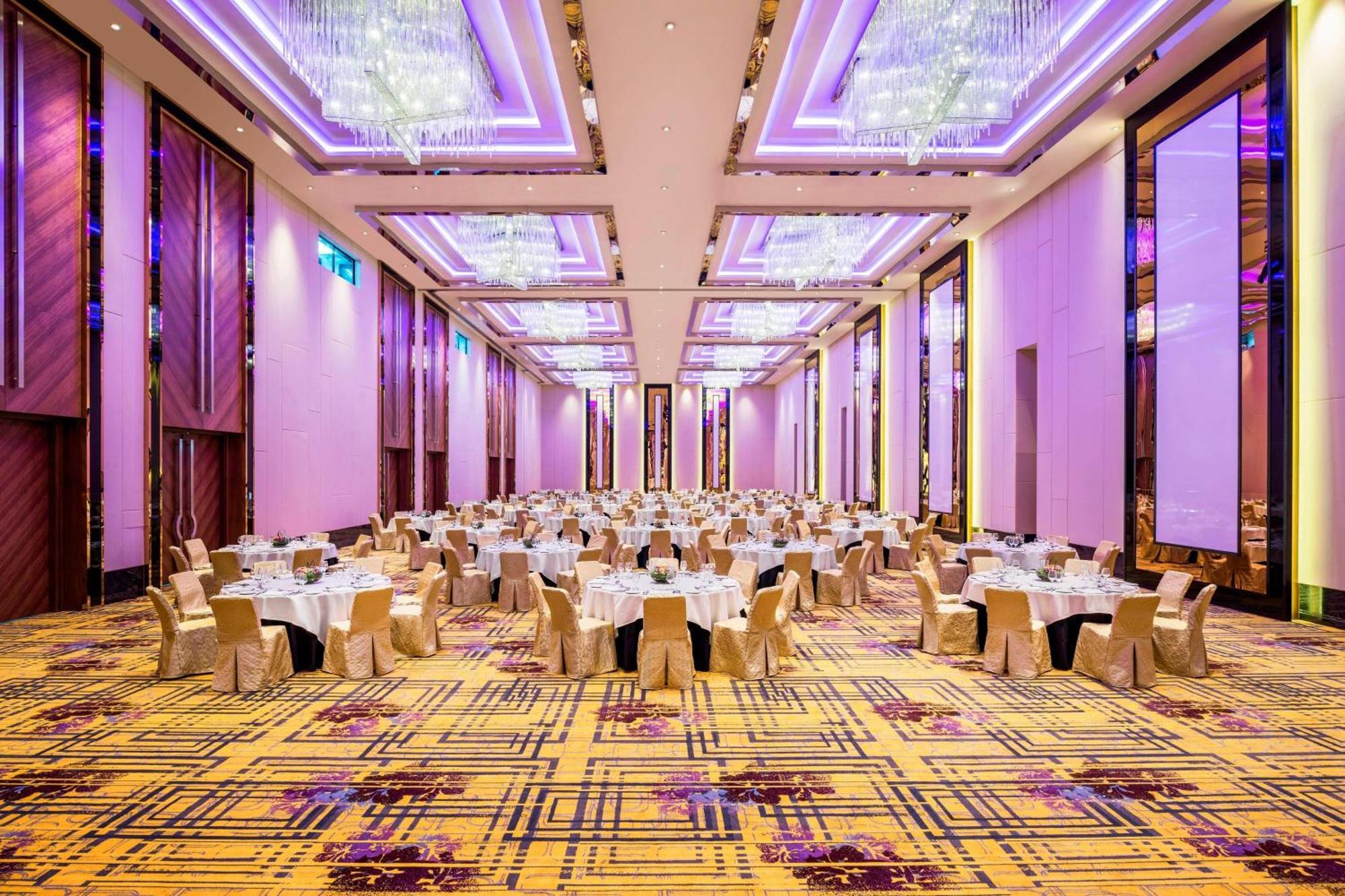 Le Meridien Putrajaya Ngoại thất bức ảnh The Grand Ballroom