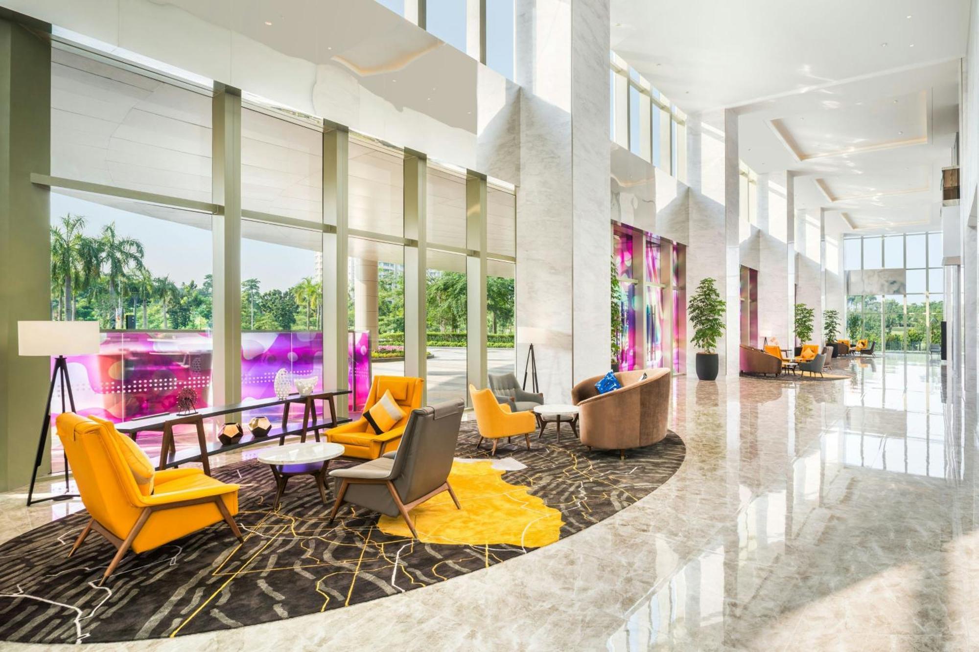 Le Meridien Putrajaya Ngoại thất bức ảnh The lobby of the hotel